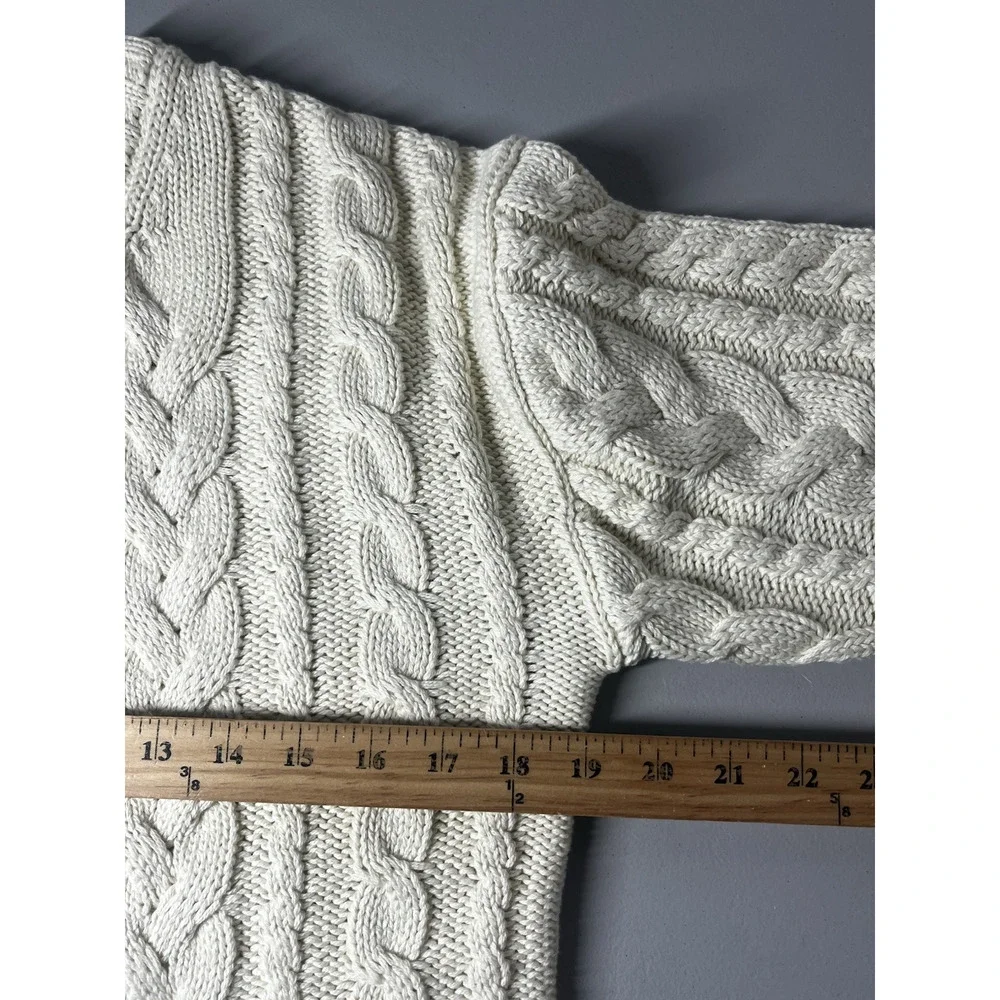 J Crew Cable Knit Crewneck Sweater Womens Medium Ivory Classic Preppy Cotton